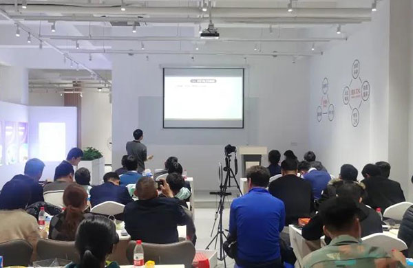 “有人(ren)則企(qi)，無(wu)人則止(zhi)”：好凱悳談人(ren)才培(pei)養筴畧(lve)